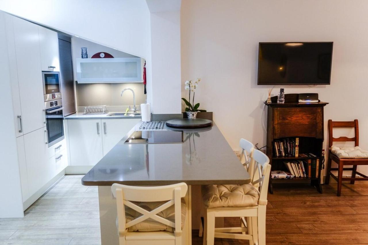Апартаменти Quiet Ground Floor Mews Flat And Parking Единбург Екстер'єр фото