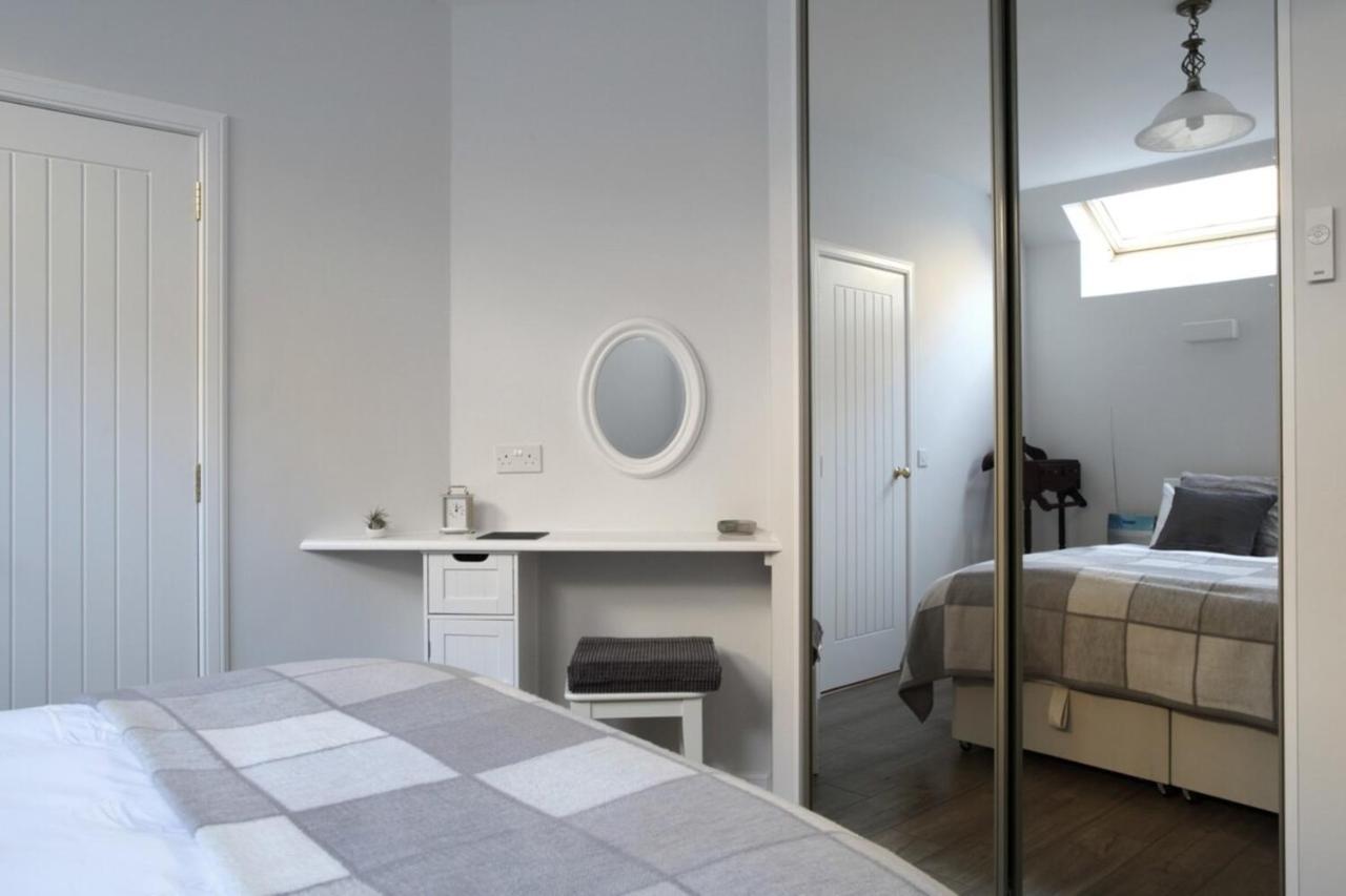 Апартаменти Quiet Ground Floor Mews Flat And Parking Единбург Екстер'єр фото